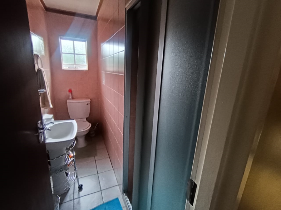 4 Bedroom Property for Sale in Roylglen Gardens Northern Cape